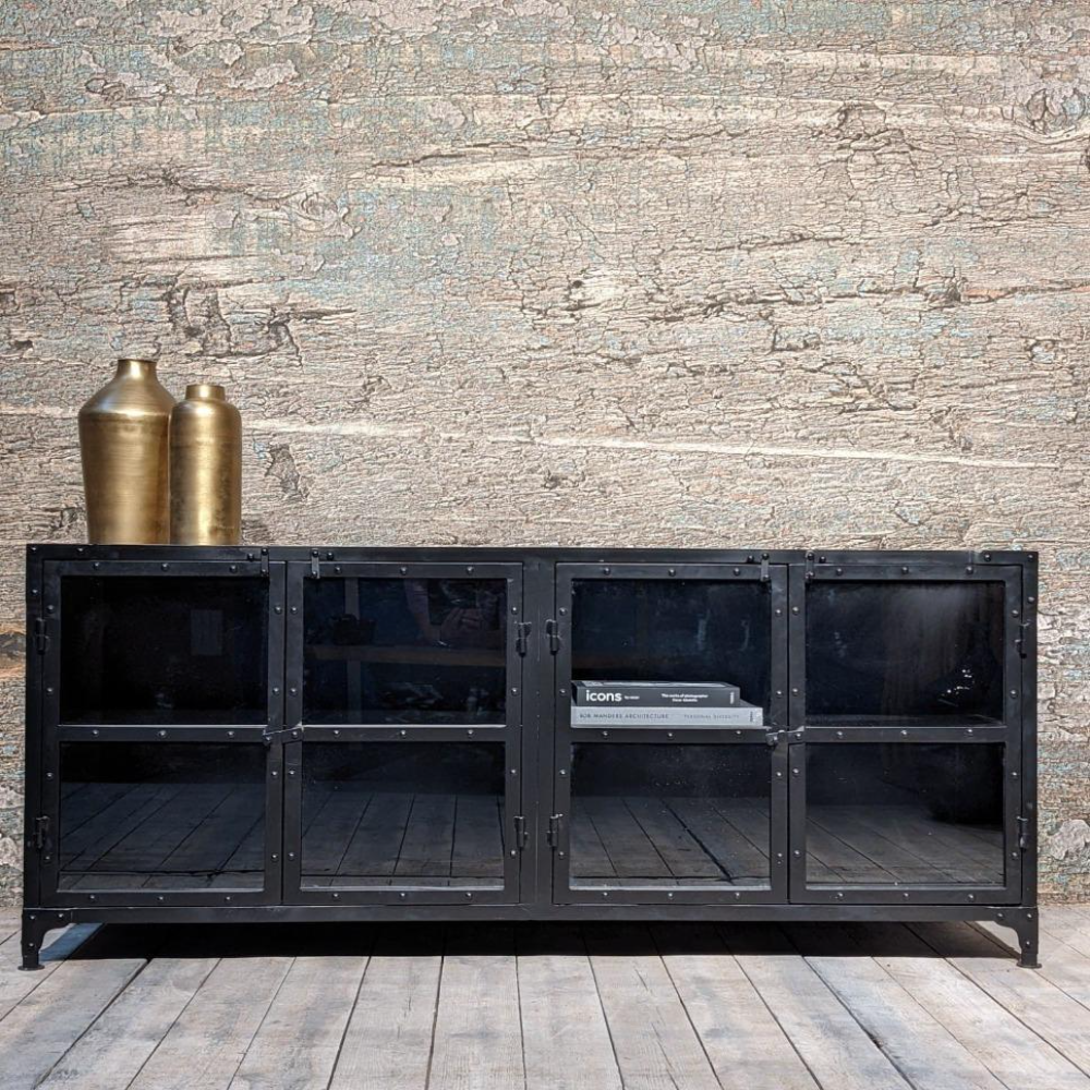 Benoa Industrieel dressoir zwart staal met stoere details & glazen deuren! - Megafurn
